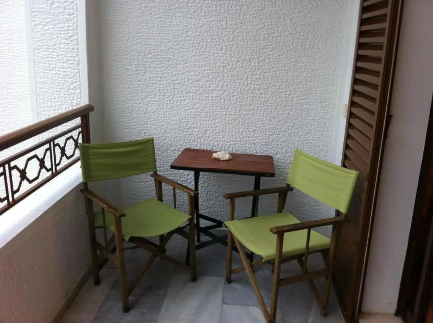 Chris Studios & Apartments