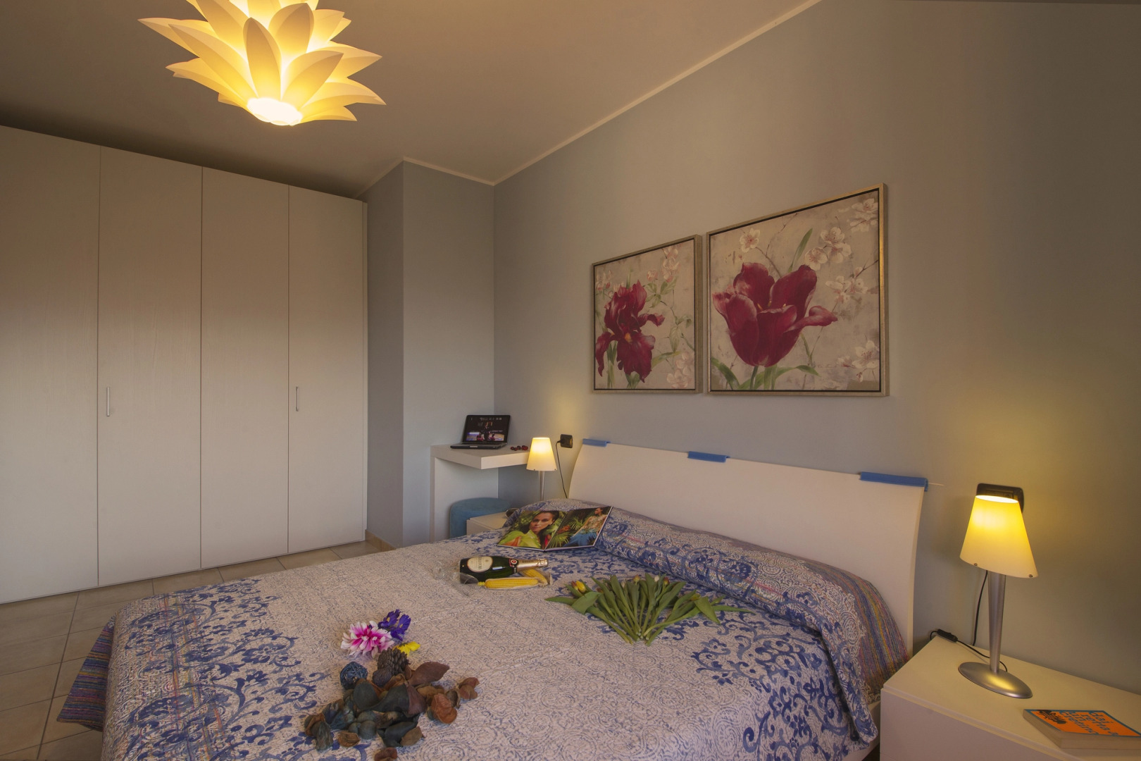 Casa Fiorita Pool and Lake