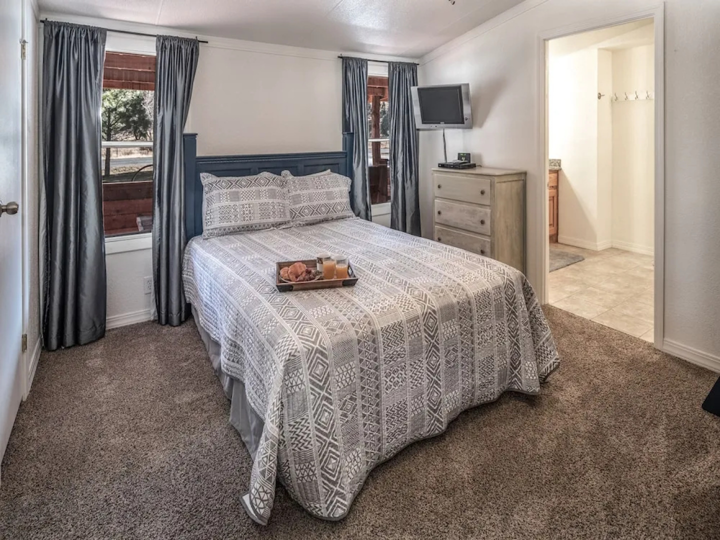 Eagle Creek Complex by Vtrips