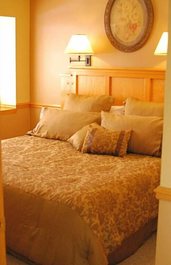 Settlement Courtyard Inn & Lavender Spa