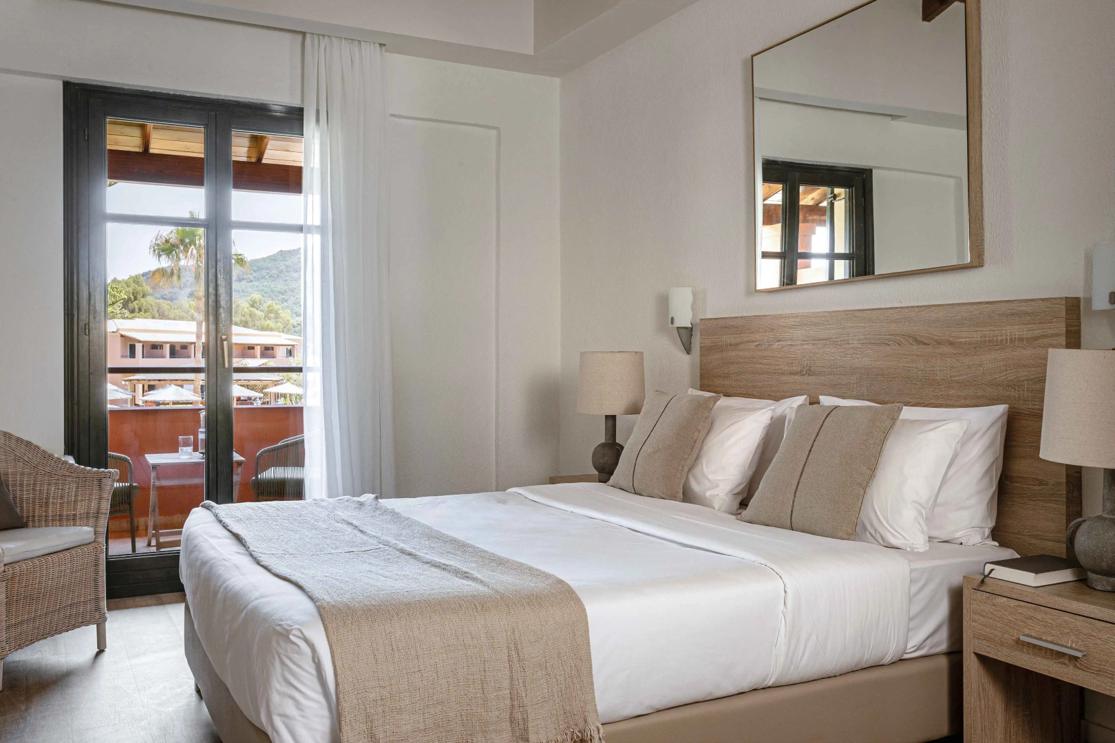 Апарт-отель Grecotel Luxme Costa Botanica