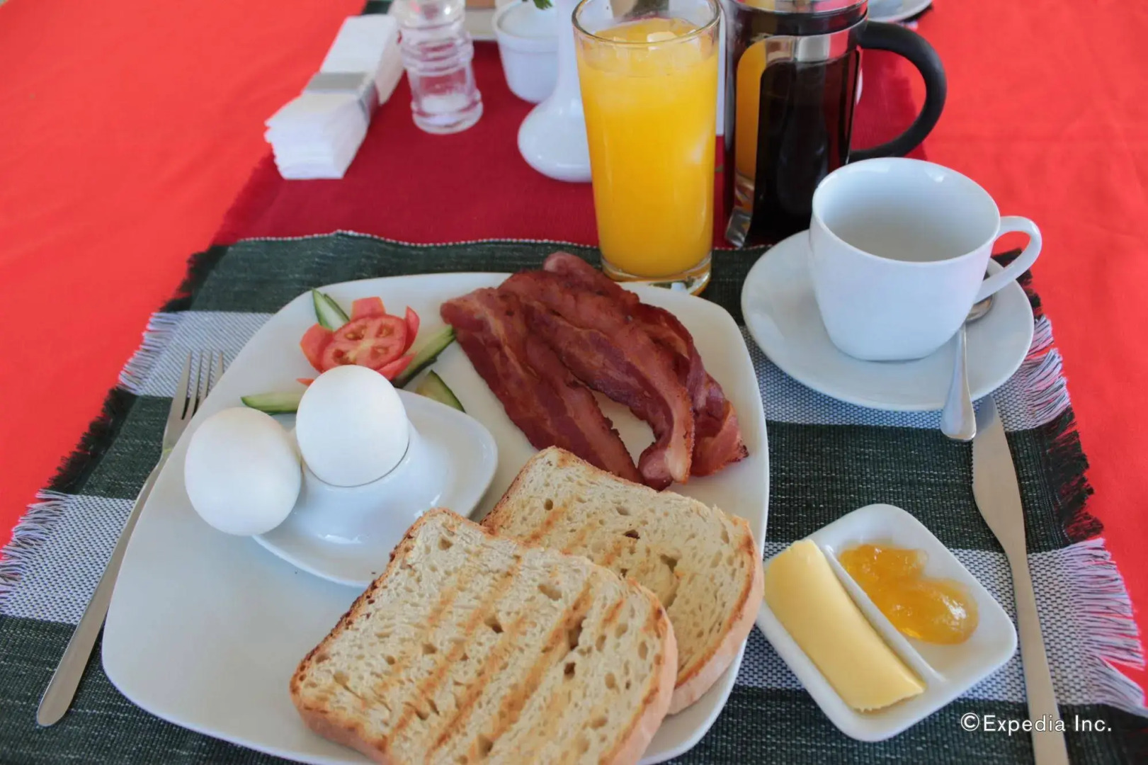 Al Faro Cosmio Hotel