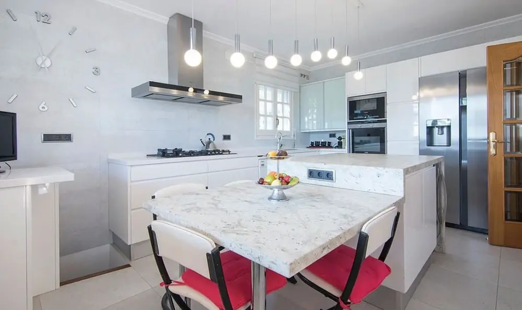 Gallery Villa 650M from the Beach (R81)
