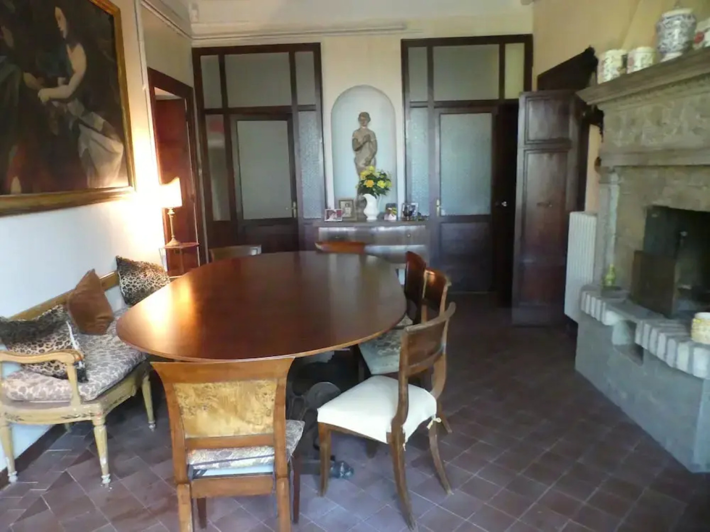 Elegante Appartamento in Villa con Piscina