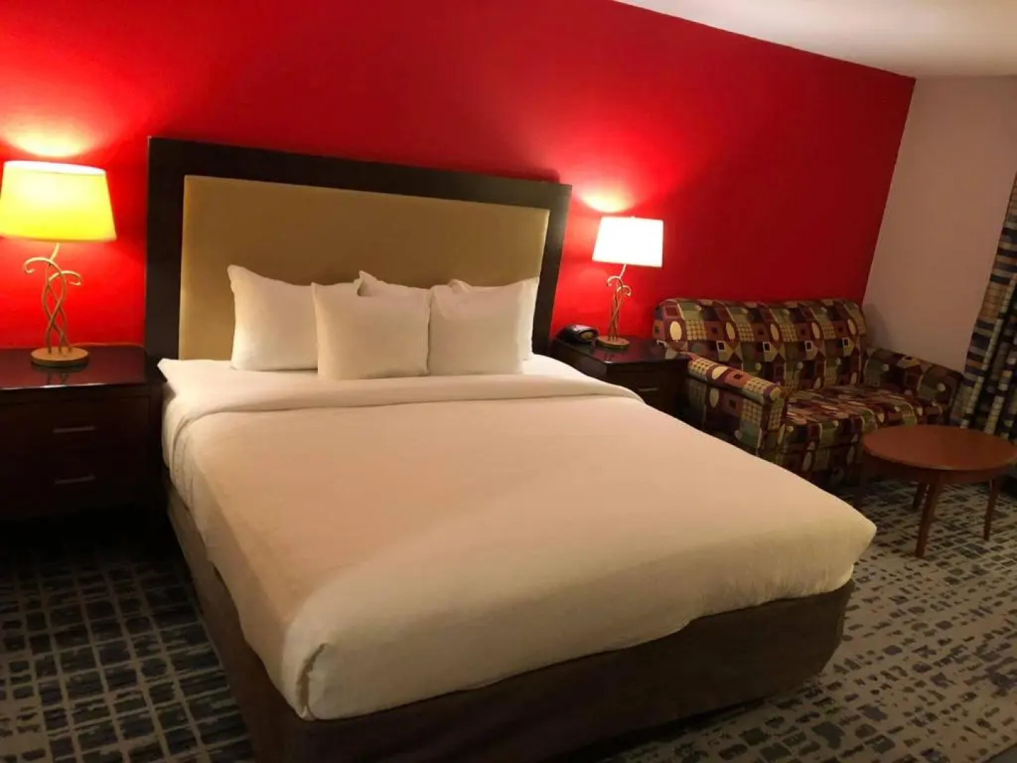 American Inn and Suites Ferndale