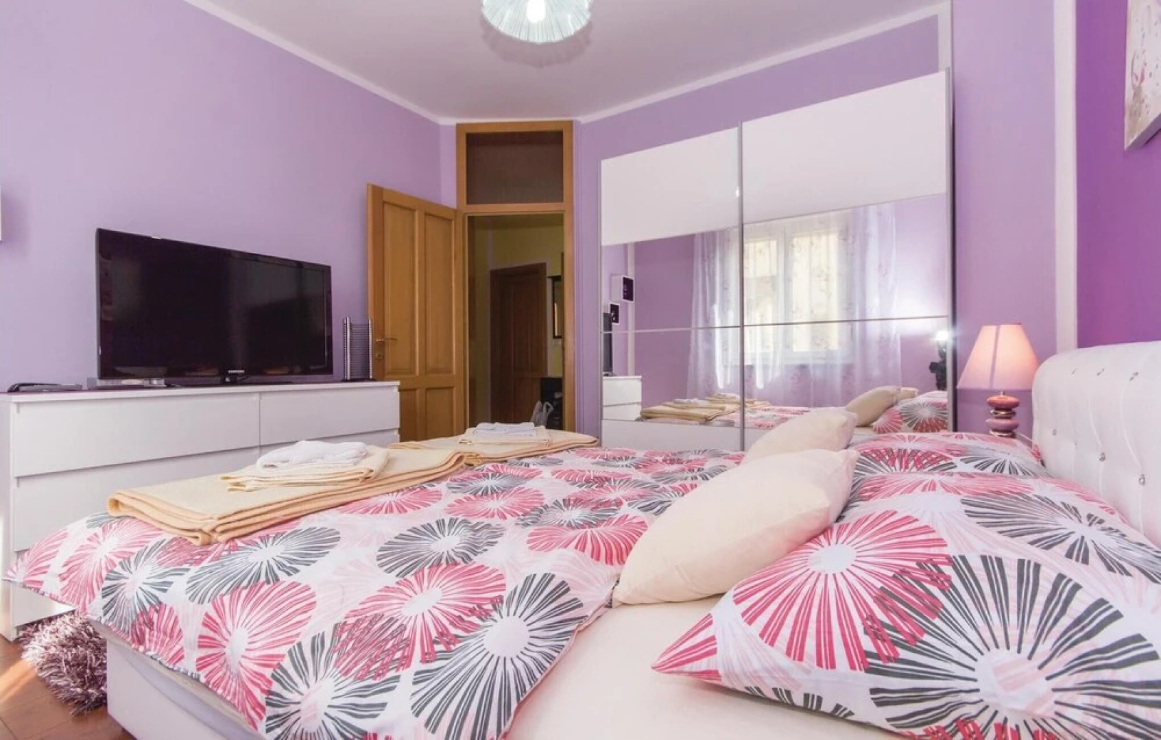 Amazing Home in Marcana With Wifi and 6 Bedrooms