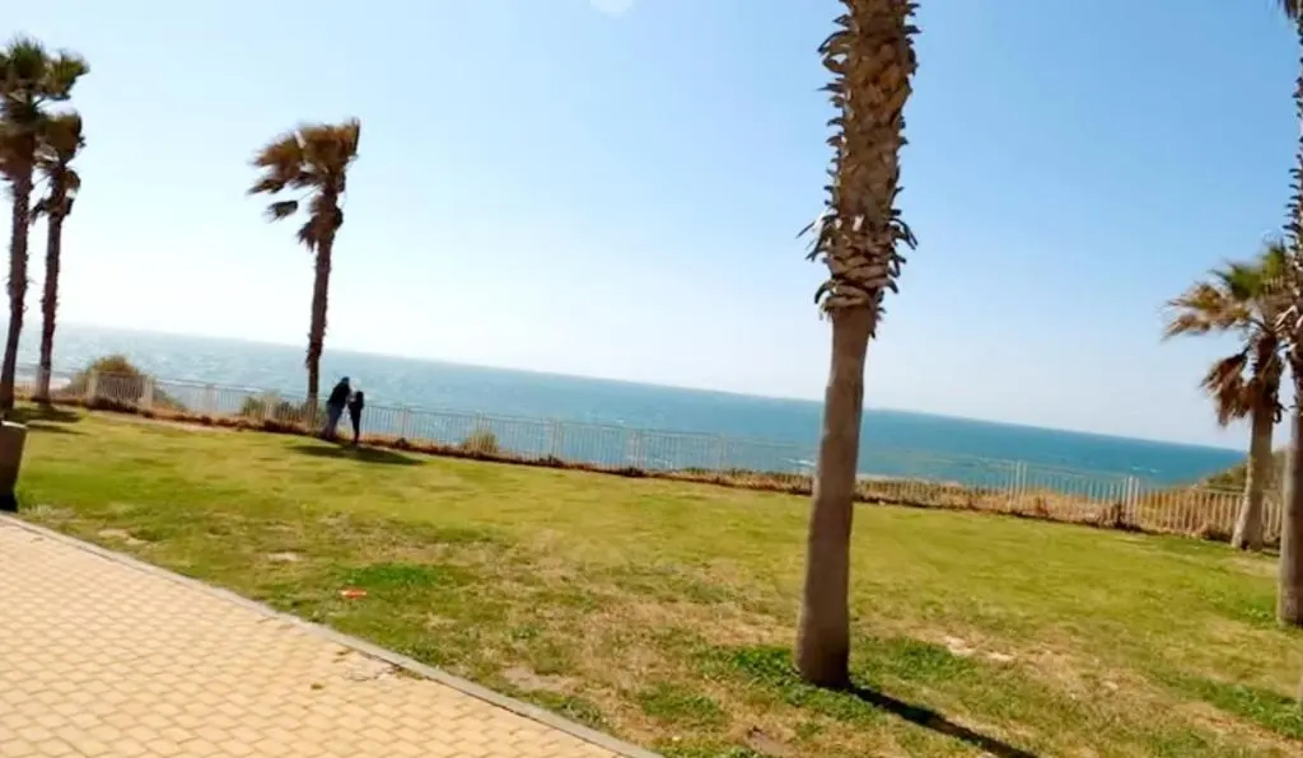 Beachfront Apartment Bat Yam 613