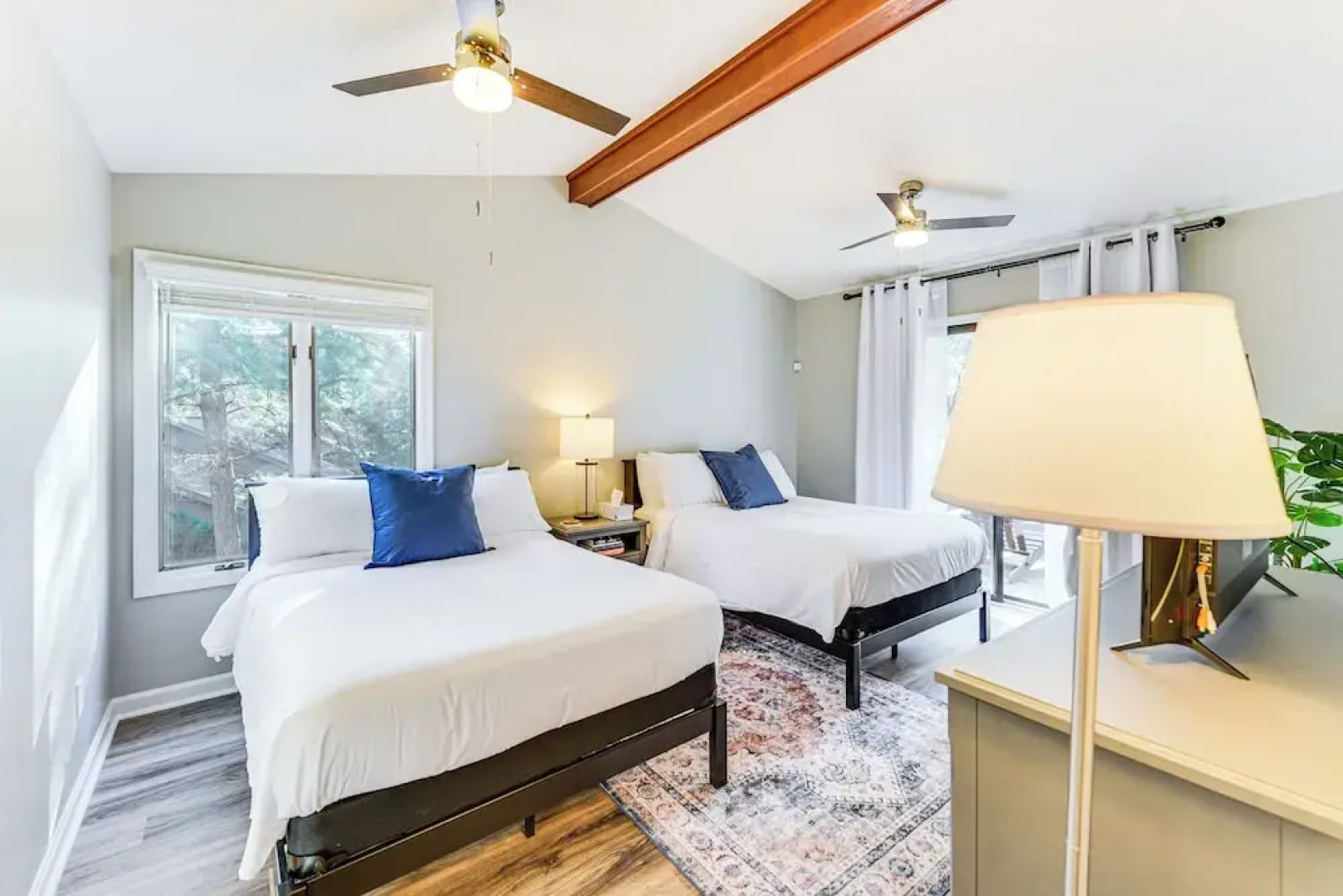 Pinehurst Home: Fire Pit, BBQ + Golf Course View!