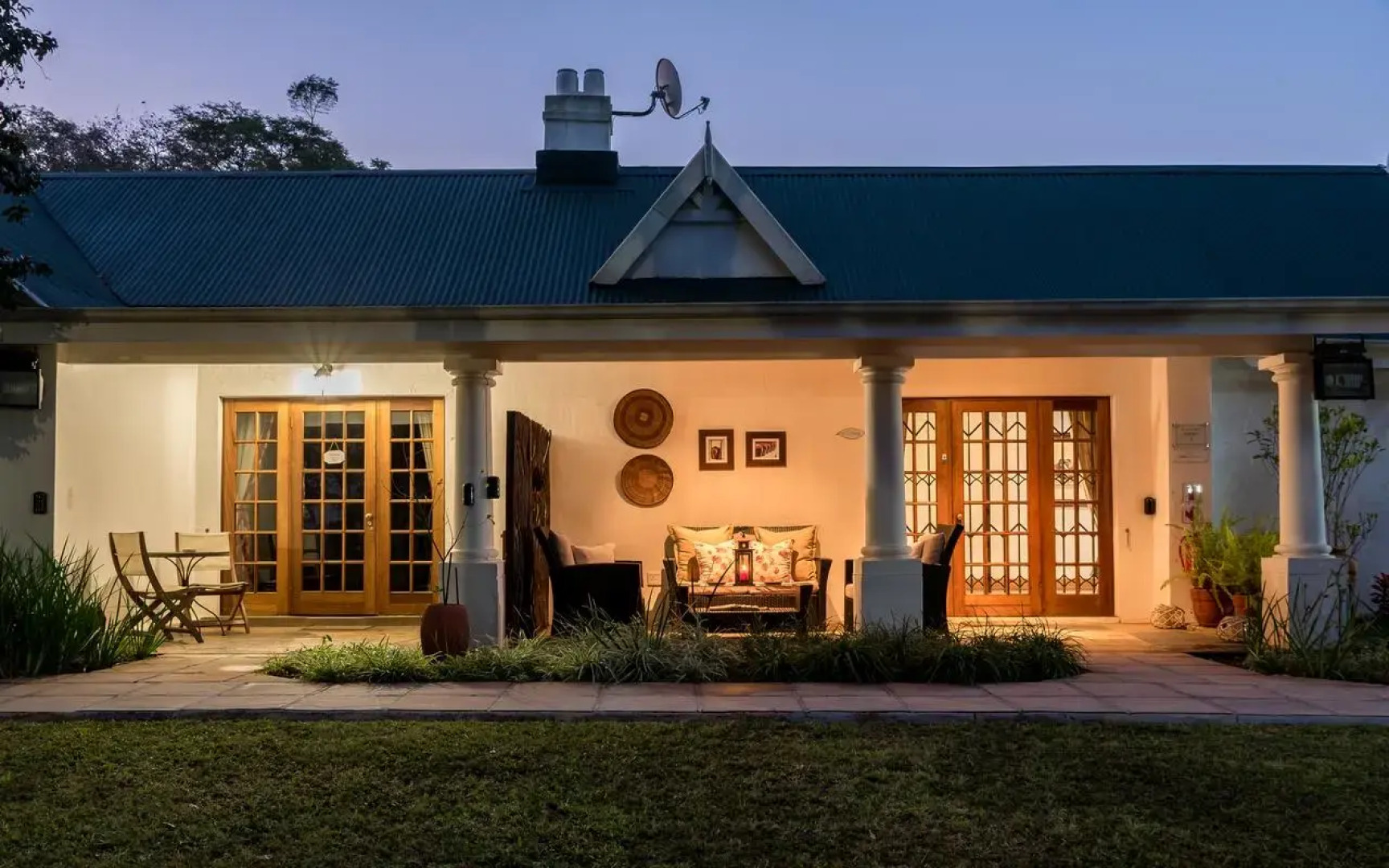 Nut Grove Boutique Hotel