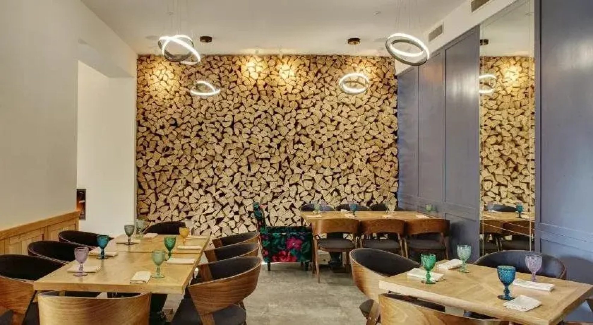 Valentyna Hotel