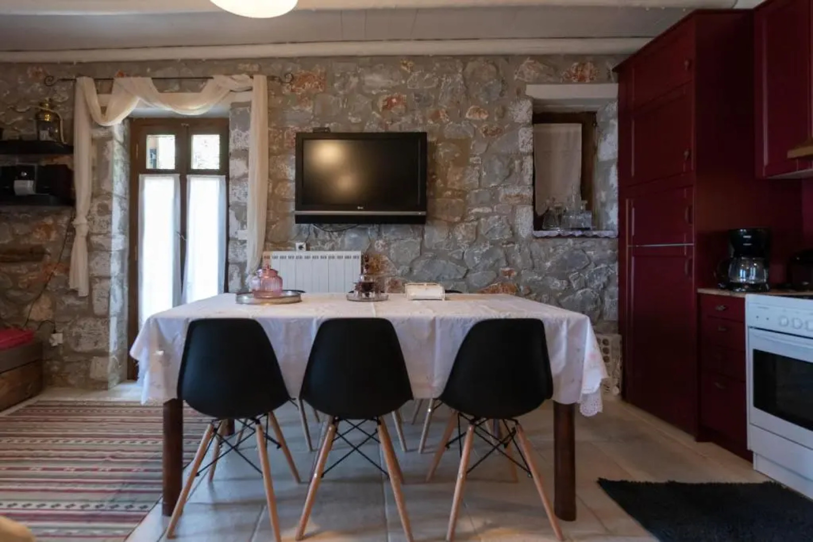 Luxury Stonehouse Verga