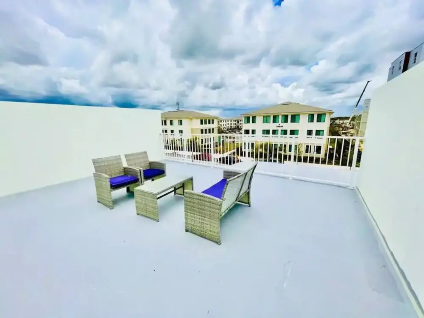 NEW HOME 3 Floors w SKY Terrace MIA, Homestead