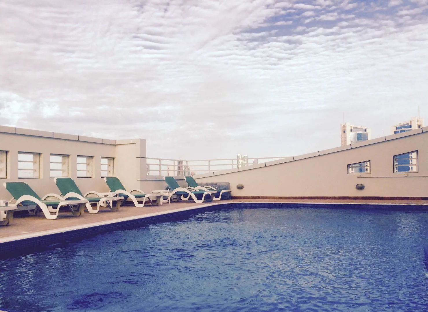 Tulip hotel And Suites