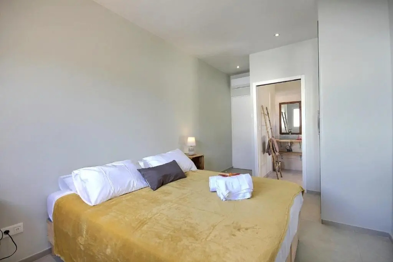 Villa Martinique Diamant, resplendissante, 3ch, piscine, vue mer