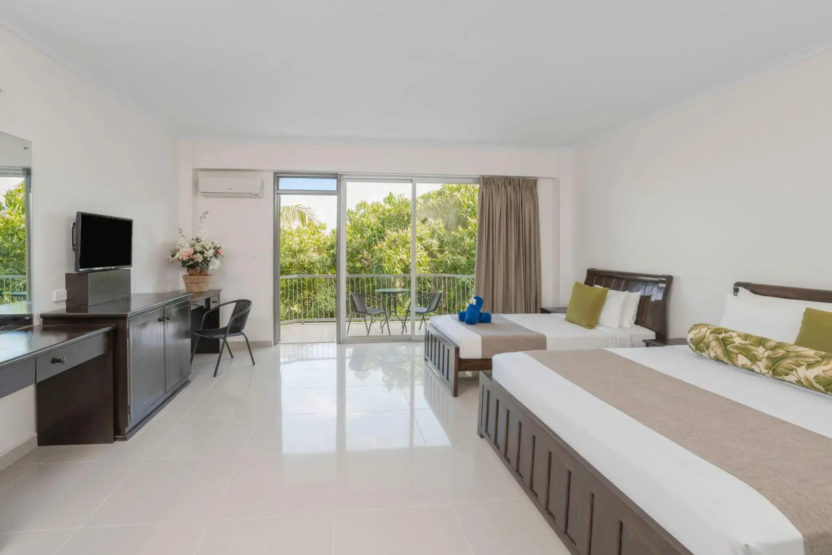 Trans International Hotel