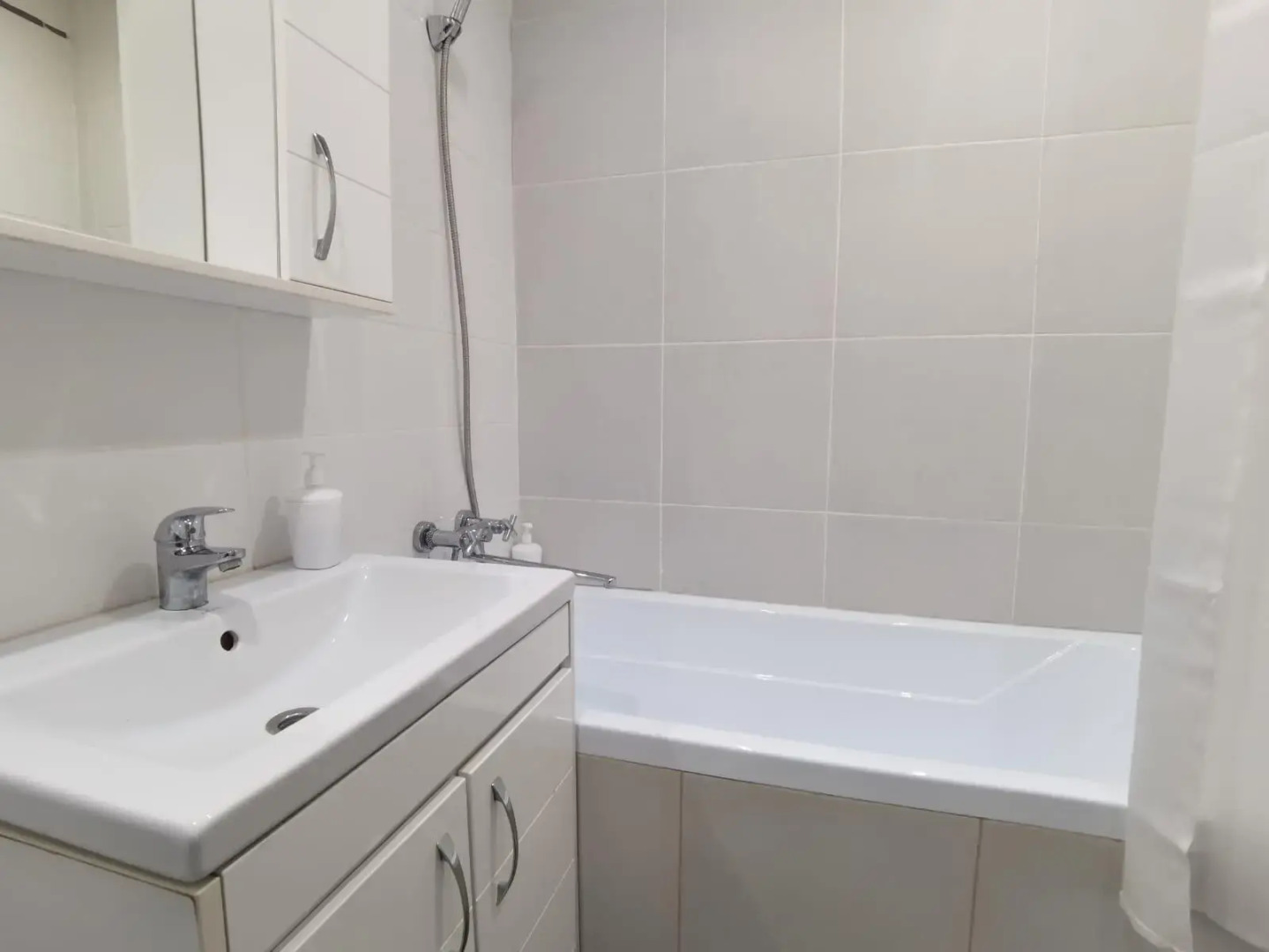 ZNS Rent (ЗНС Рент) на улице Луначарского 49