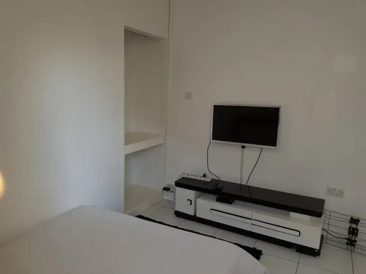 Spendwise Lodge and Apartments