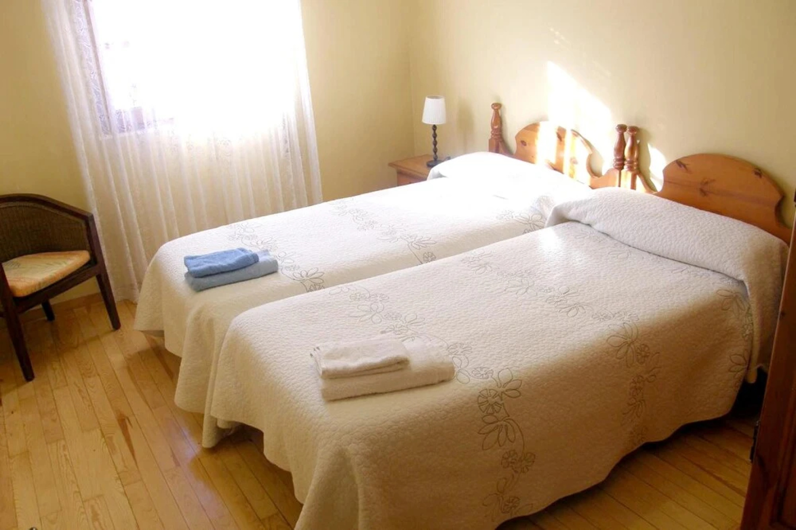 House With 5 Bedrooms in Baños de Valdearados, With Wonderful City View and Terrace