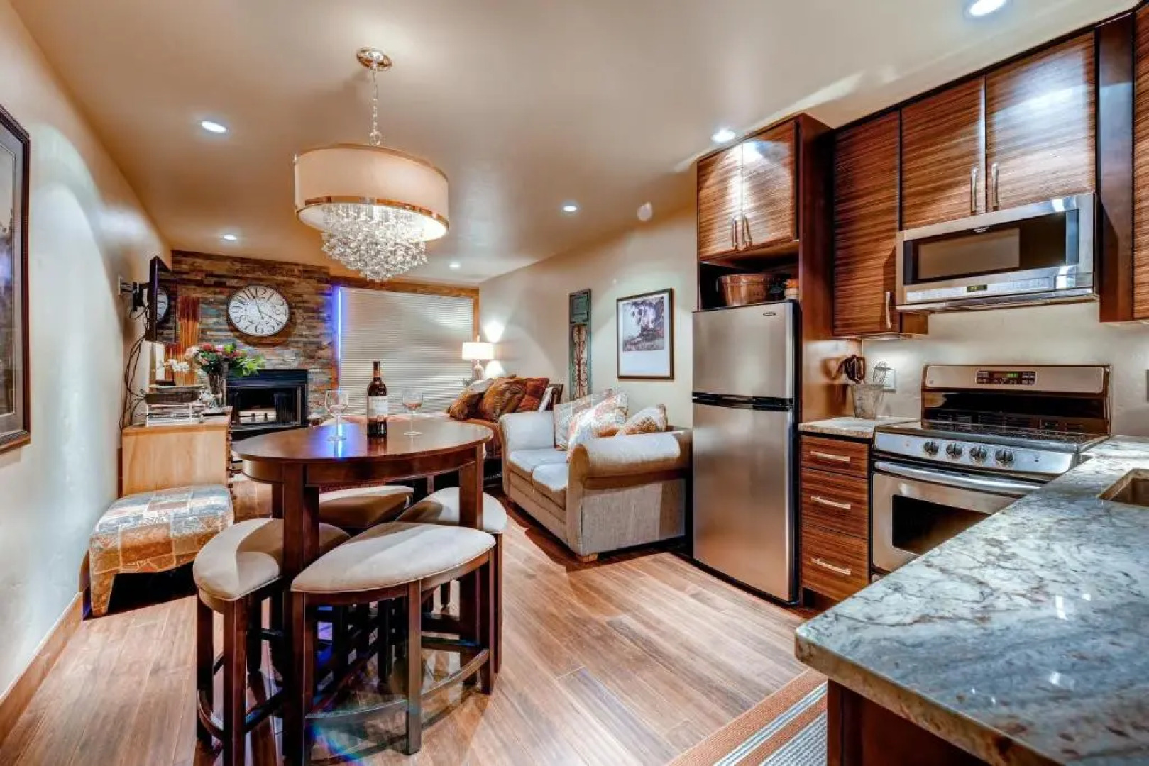 Studio Condo 318 in Historic Frisco at Cedars Lodge