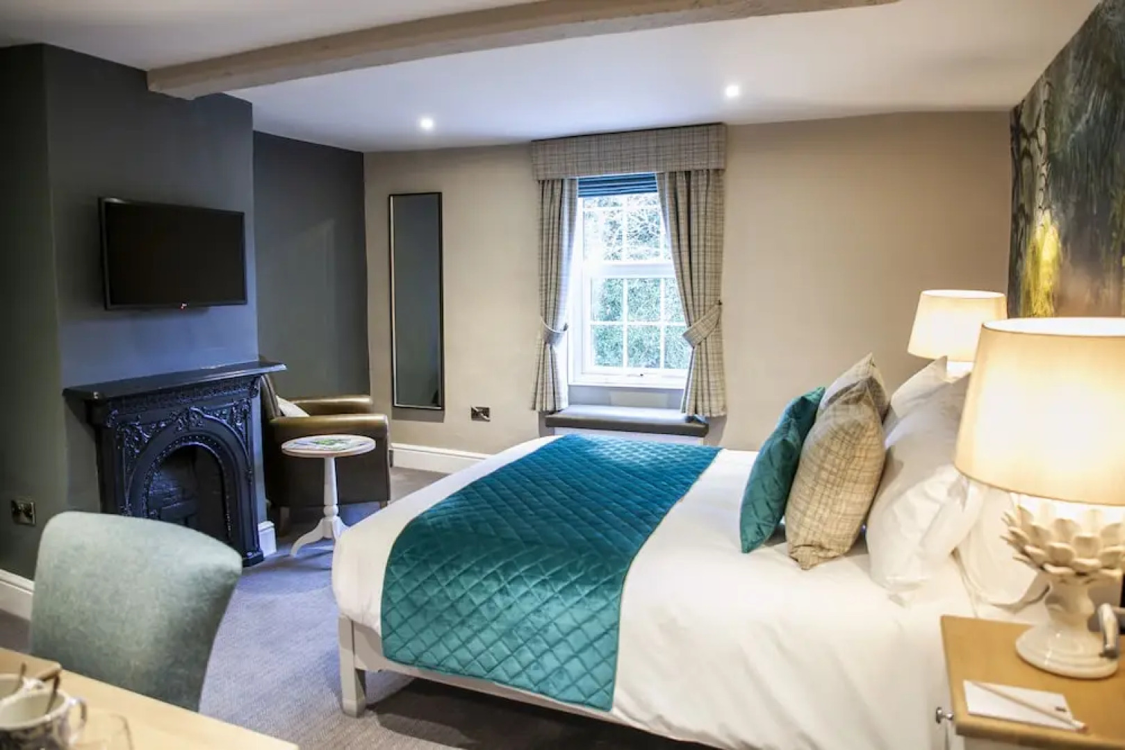 The Bell Alderminster