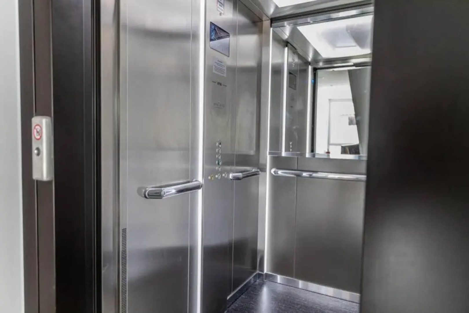 Penthouse 37th HEAVEN (ca. 90m²)