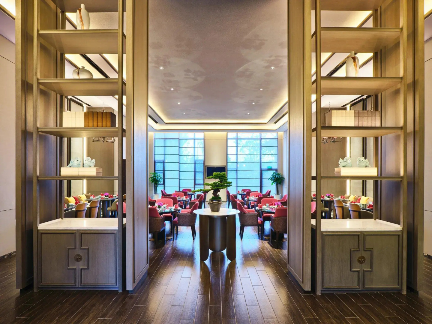 Crowne Plaza Wuxi Lake View