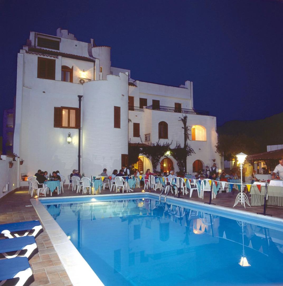 Hotel Baia Del Capitano