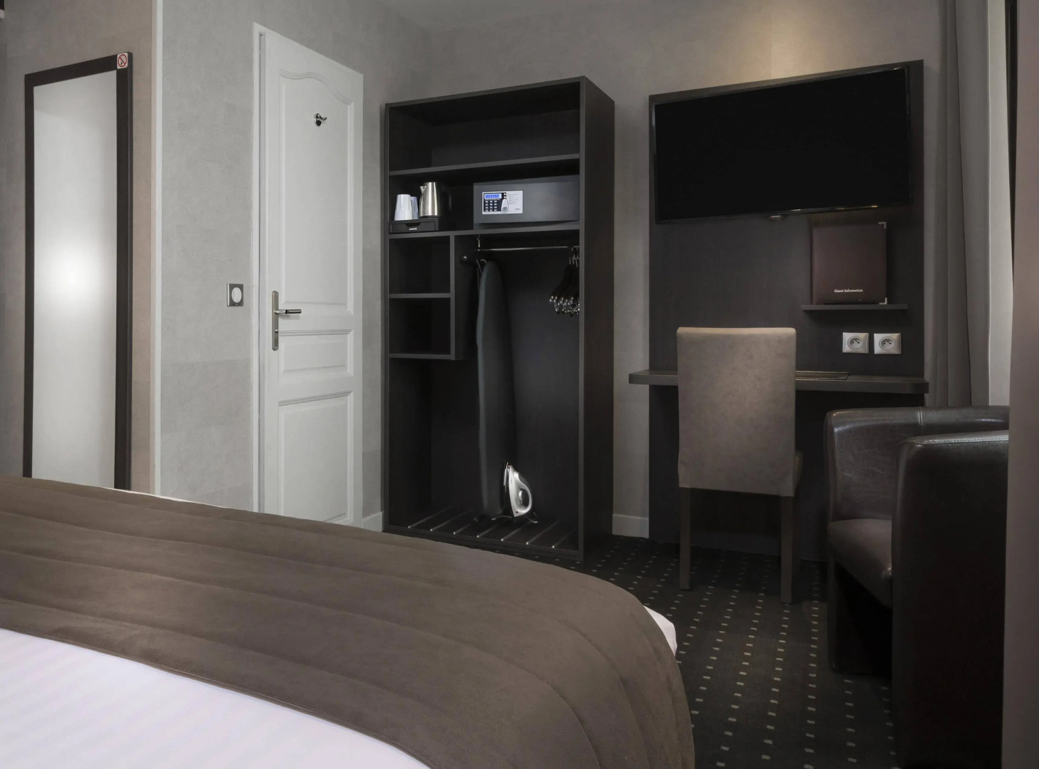 Hôtel de La Paix Tour Eiffel