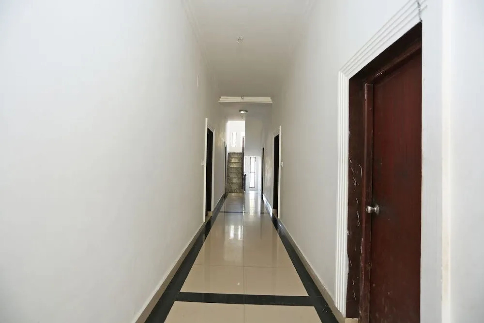 OYO 2877 Hotel Narayana Palace