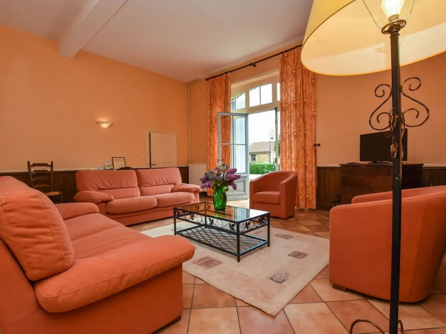 Monumental House With Private Pool and a Stunning View of Belvès