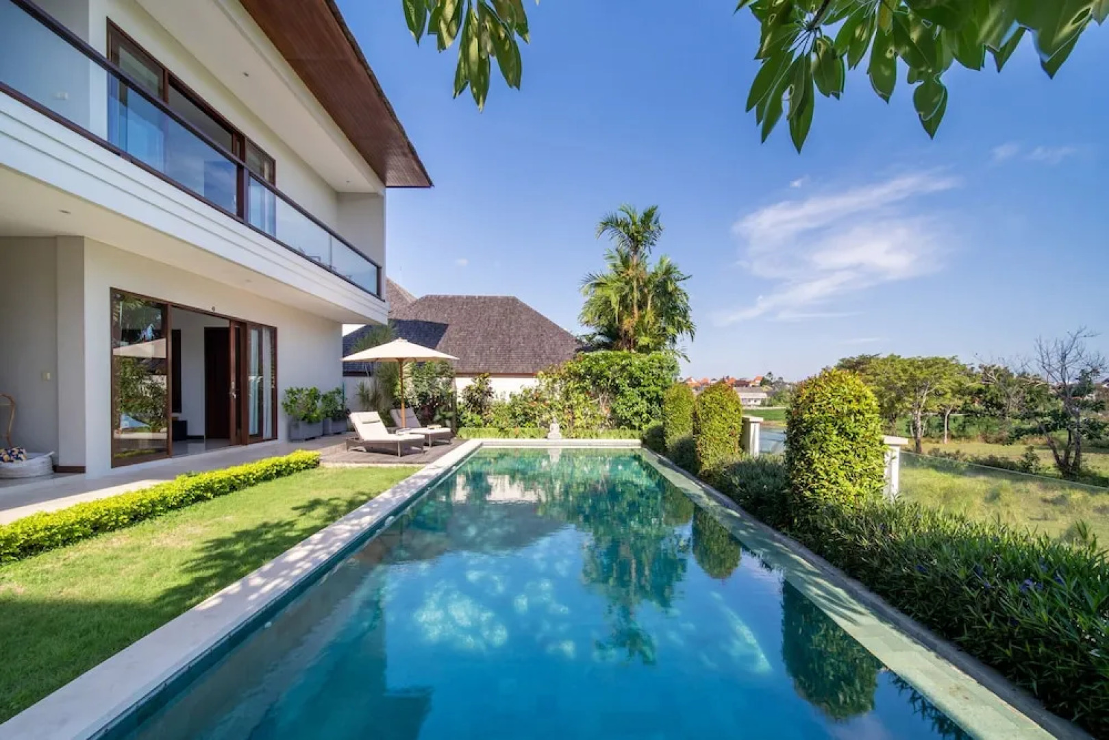 Peaceful Private Villa, 3 BR, Canggu With Staff