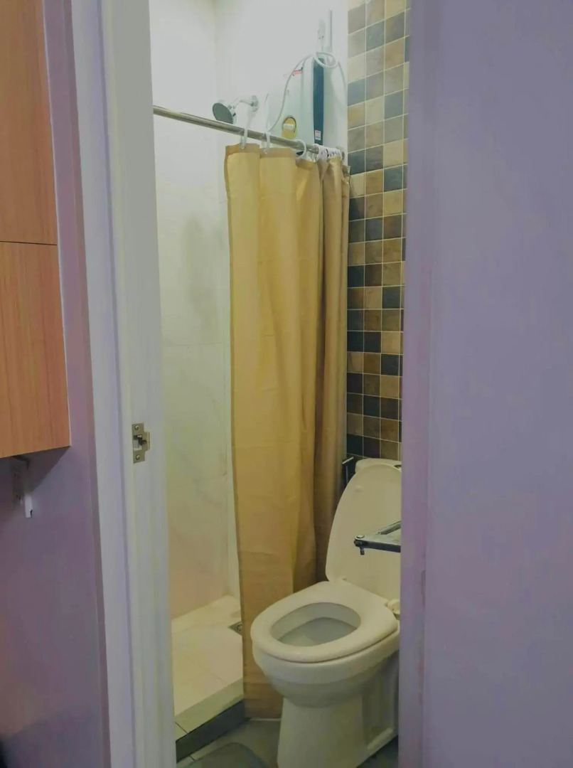 Cozy Unit at the heart of Balanga City