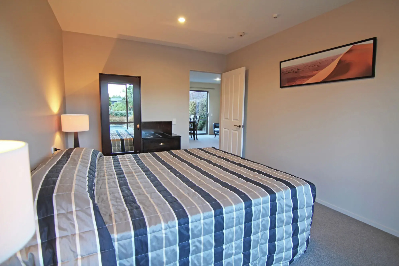 Hanmer Apartments
