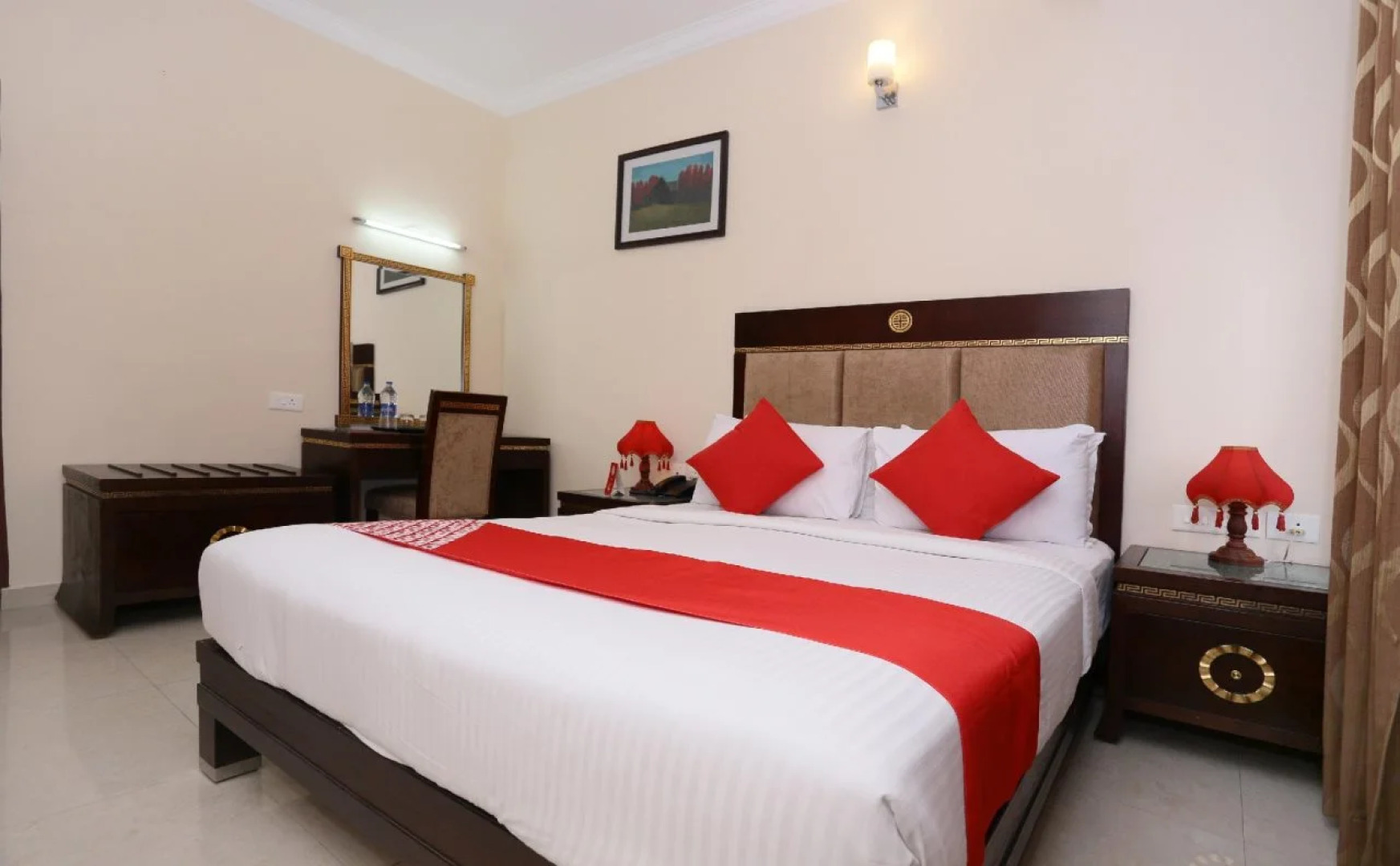OYO 1717 Ridges Hotel