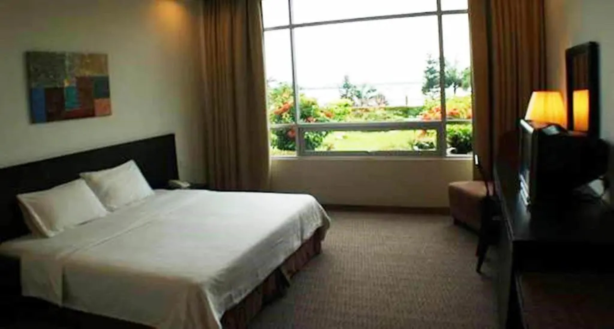 Straits View Hotel