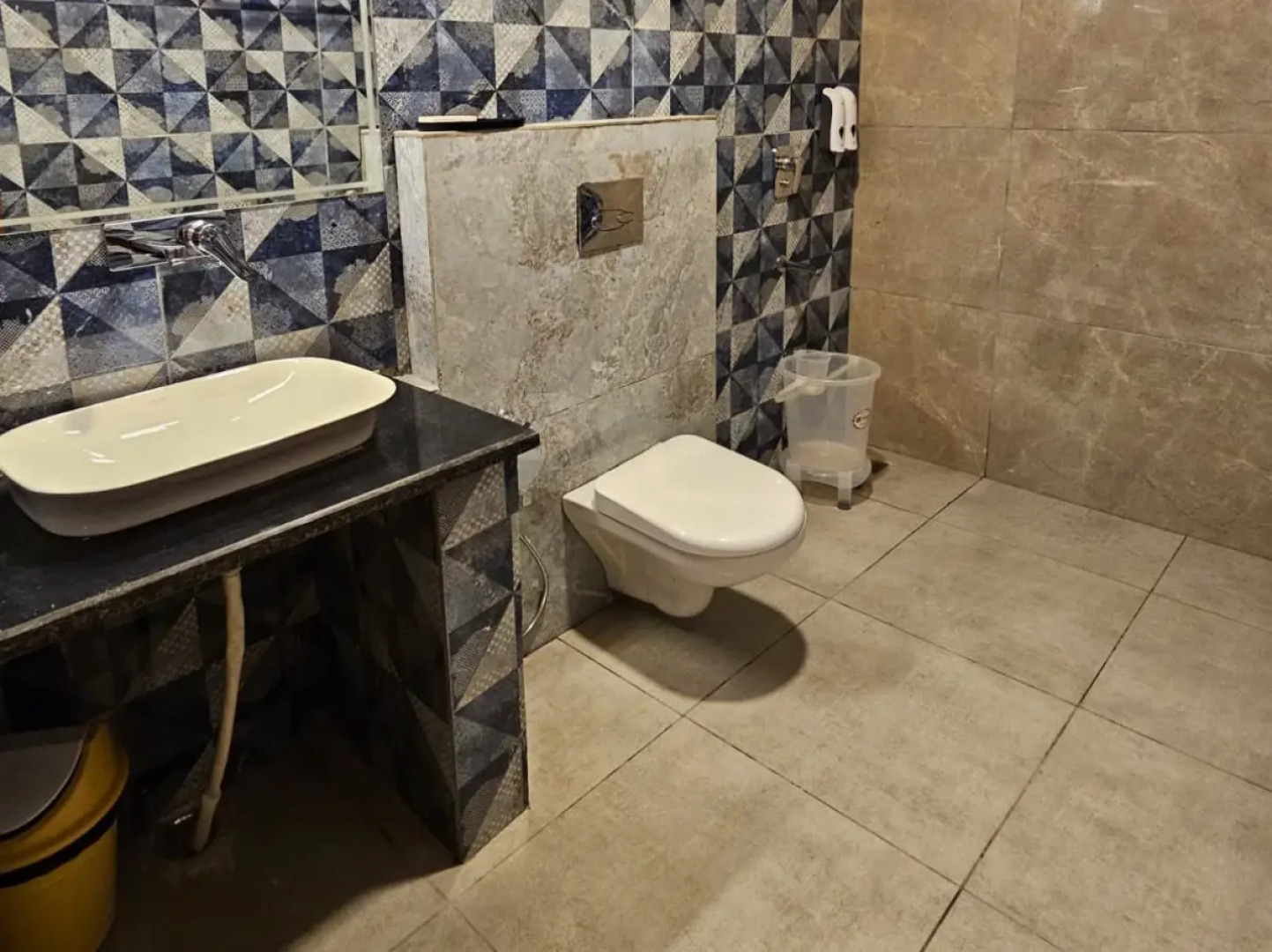 Hotel Yoga Badrinath Dham