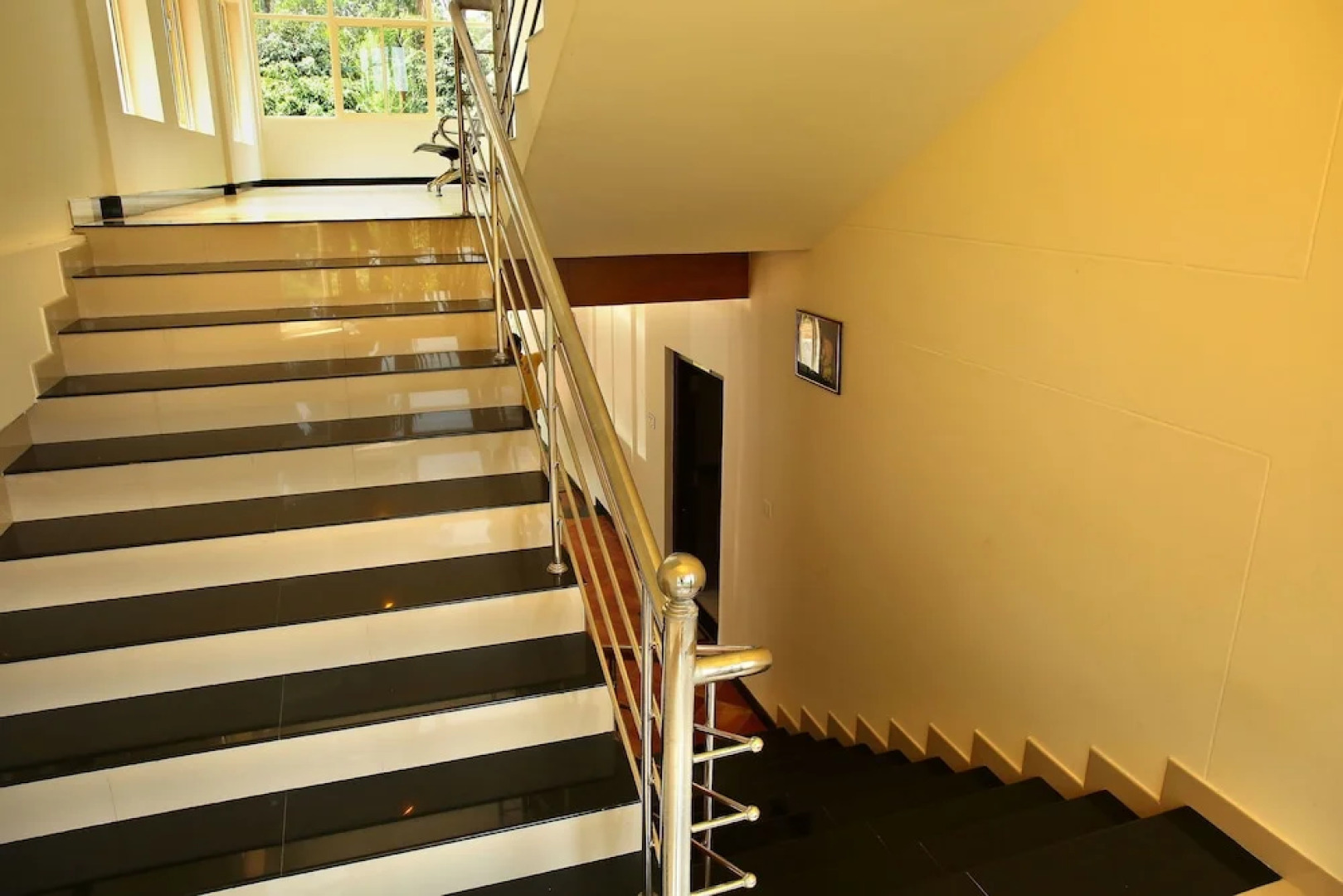 OYO 8897 Resort August Residency