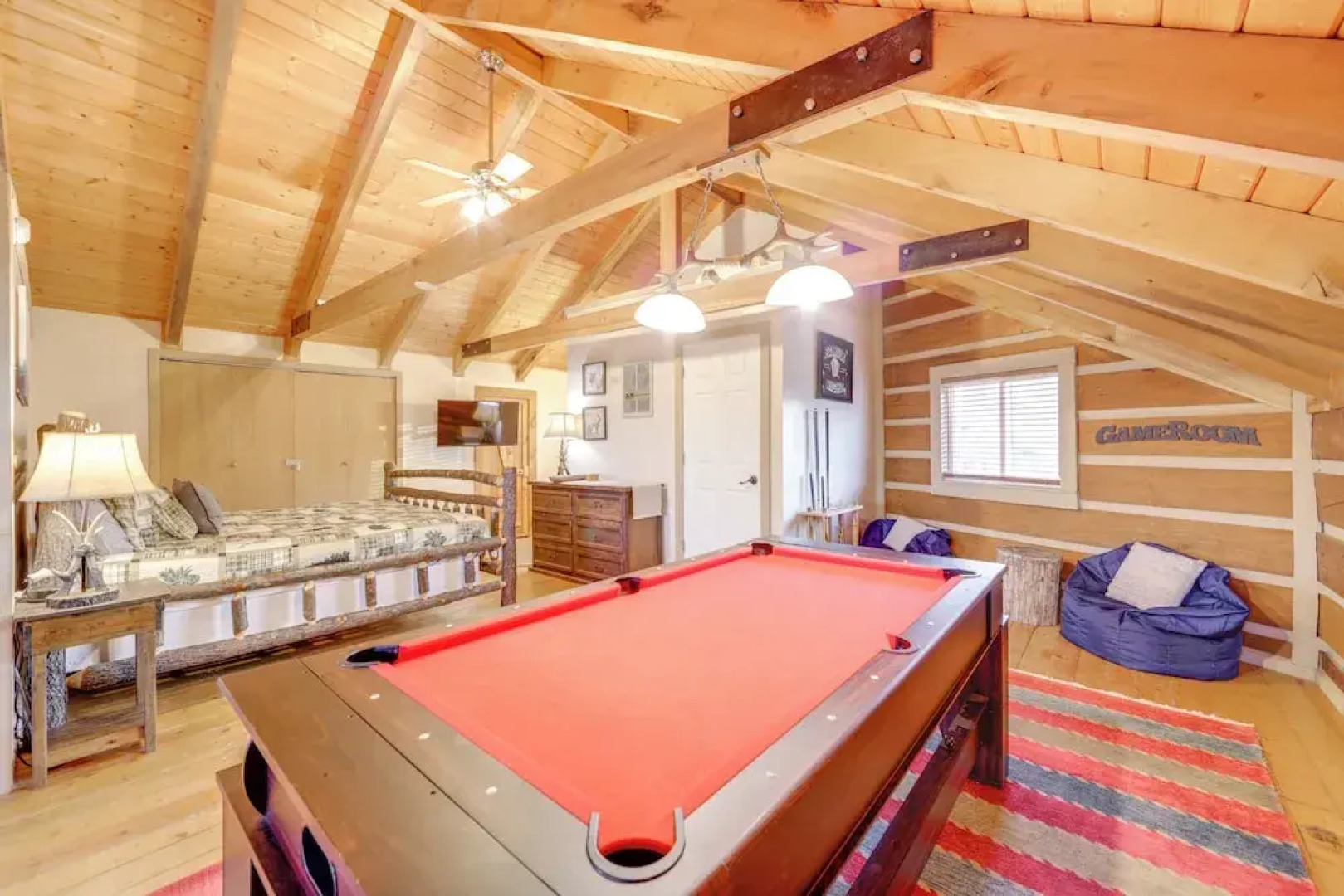 True Log Cabin w/ Game Room, Year-round Views