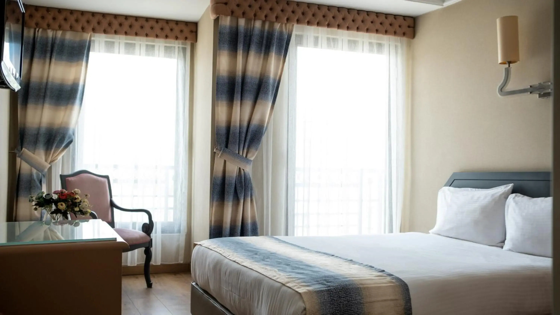 The Time Hotel Old City