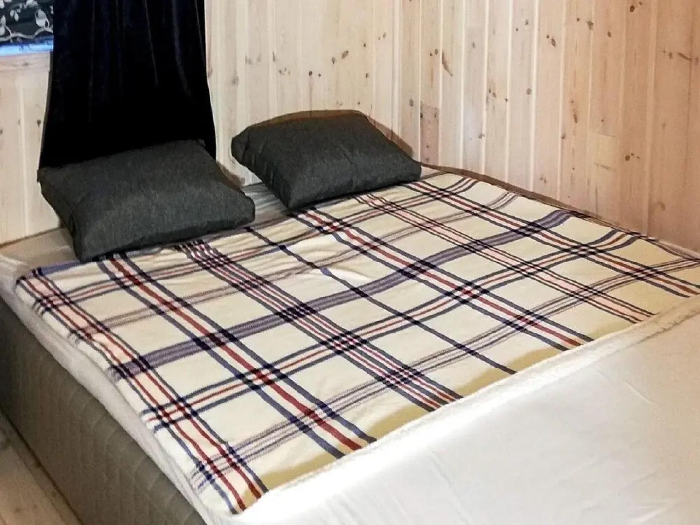 4 Star Holiday Home In Nedstrand