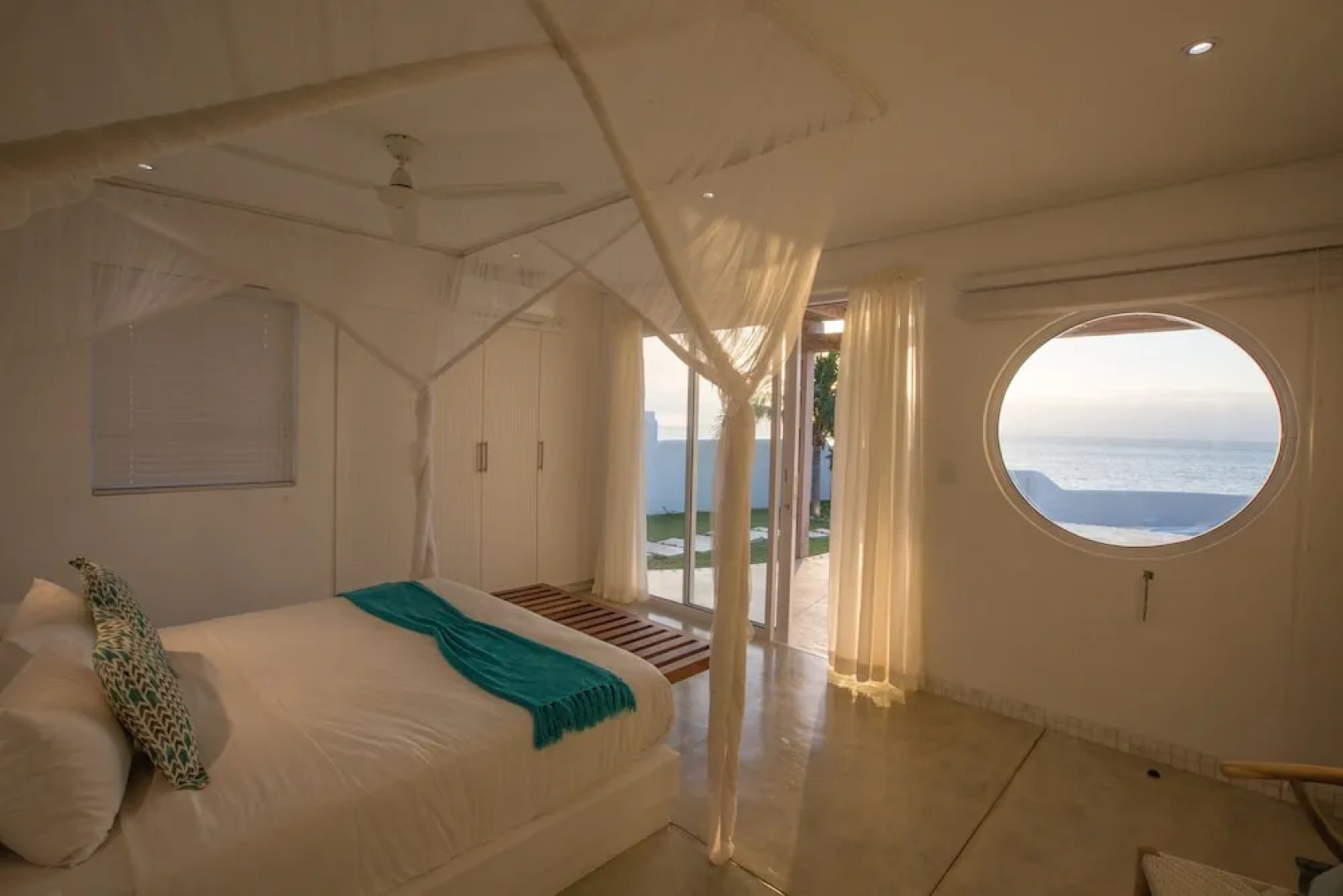 Baraka Beach Hotel