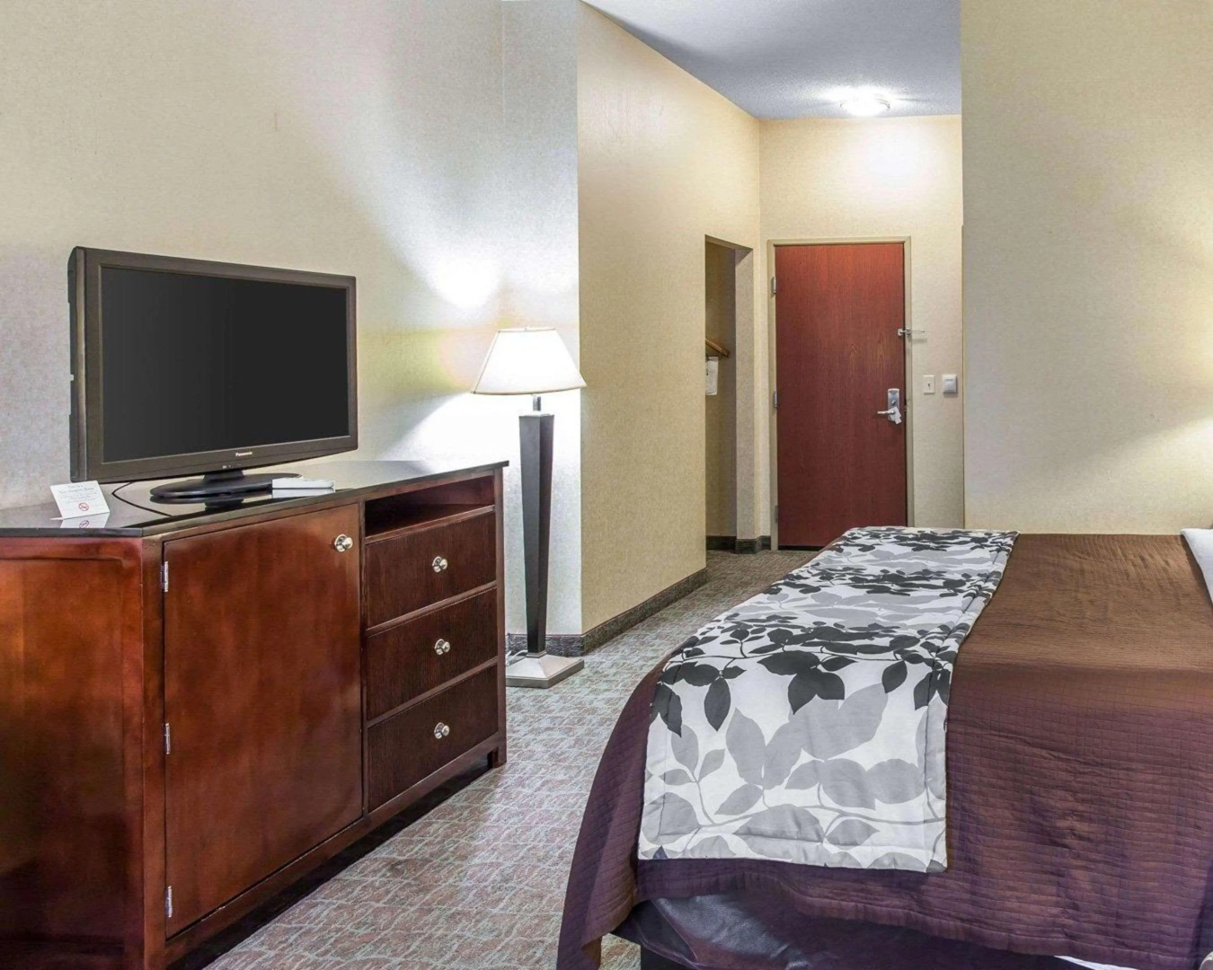 Sleep Inn & Suites Near Joint Base Andrews - Washington Area