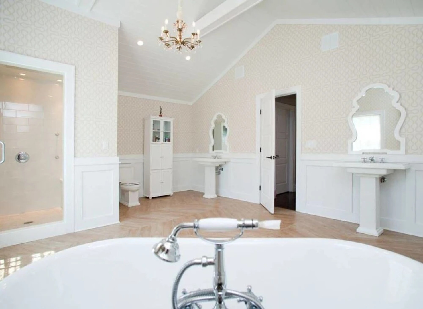 Modern Hamptons Villa