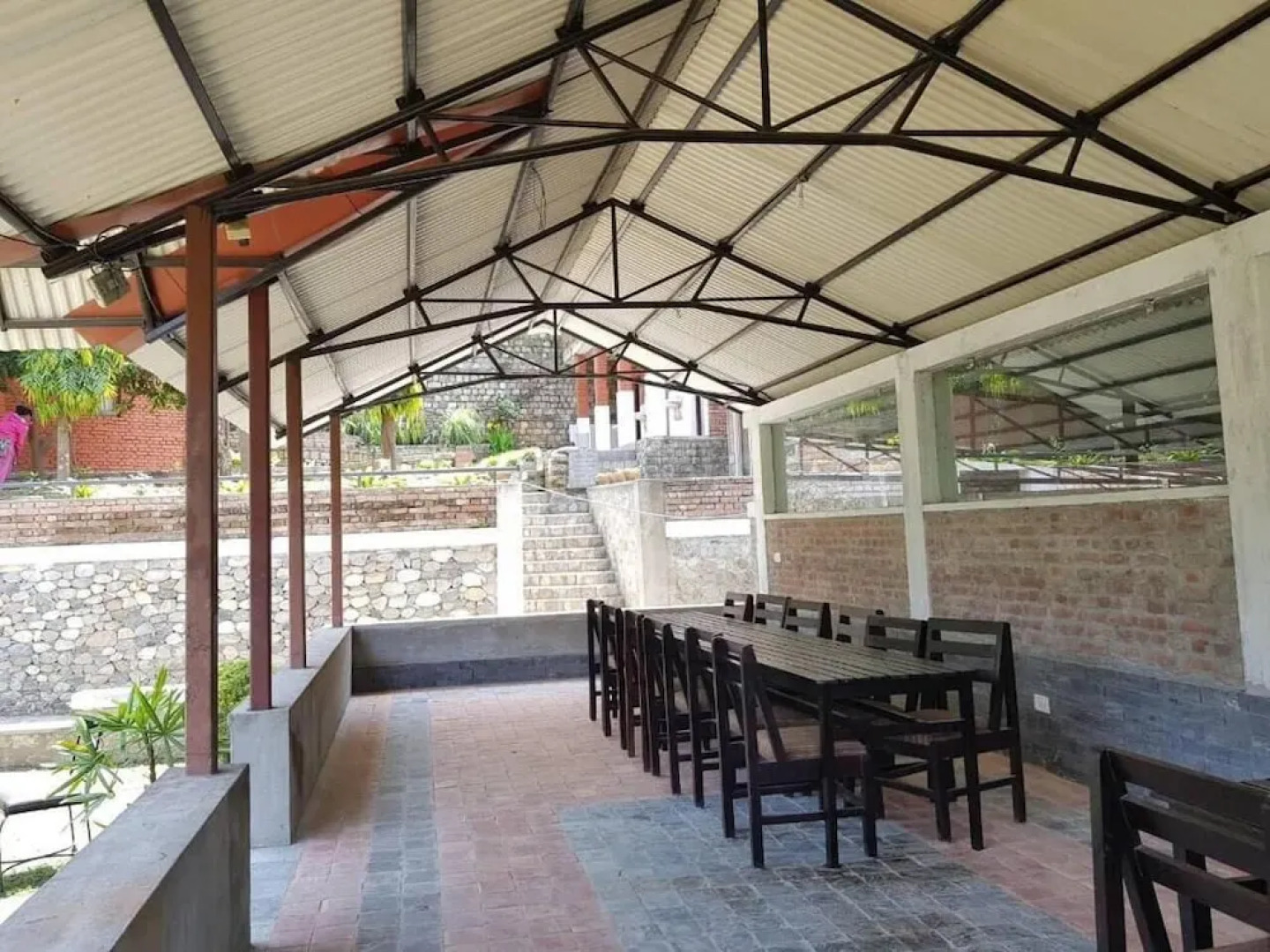 Serene Highway Resort