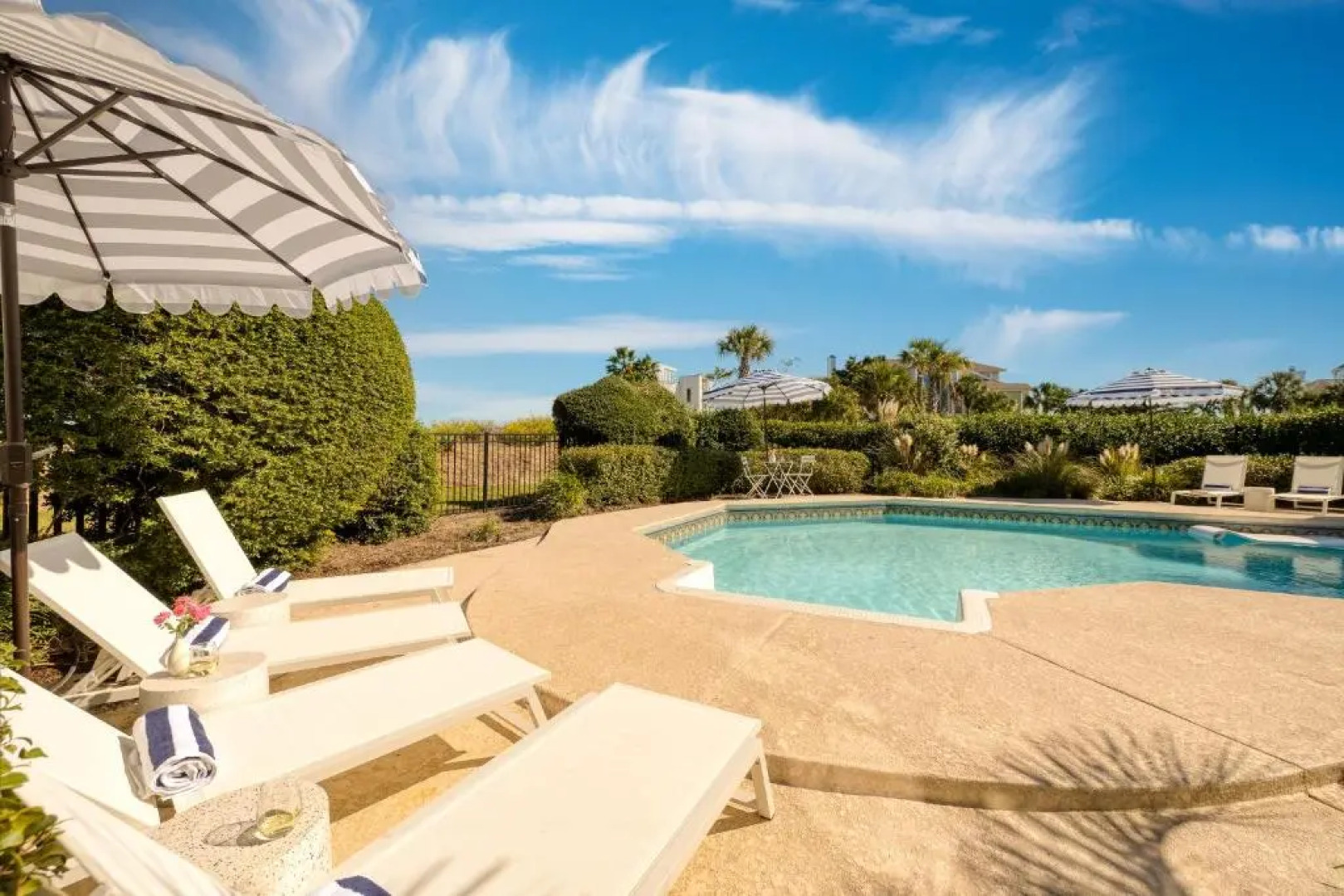 Haven by Avantstay Luxury Beachfront Home w/ Pool & Gorgeous Patios