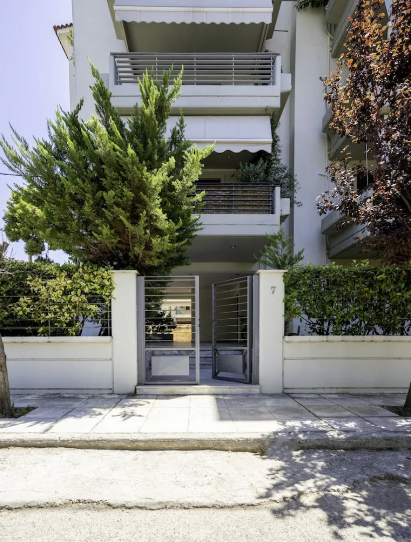 Posh 1BR Apartment in Chalandri by UPSTREET