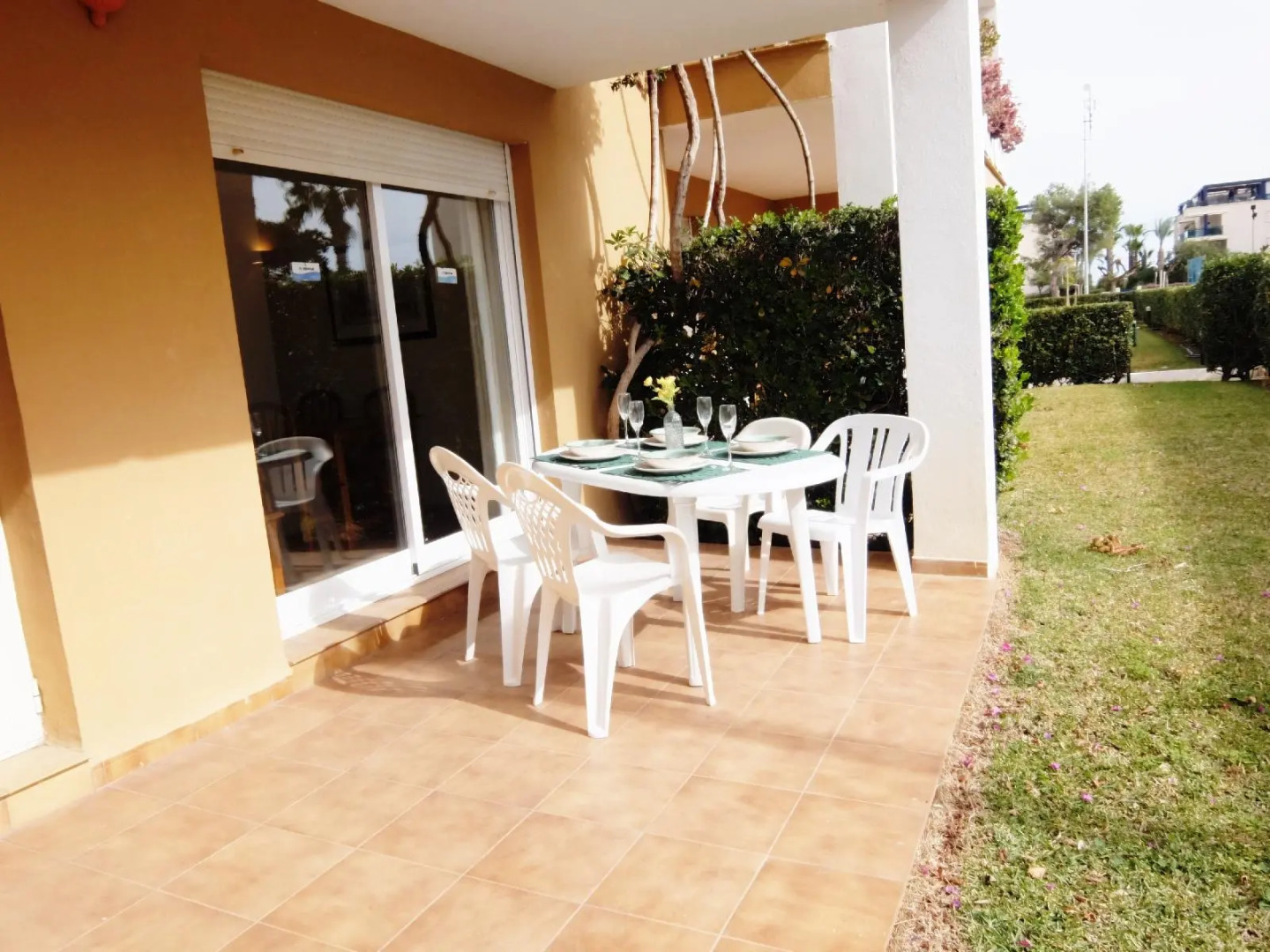 Los Juncos Apartamentos