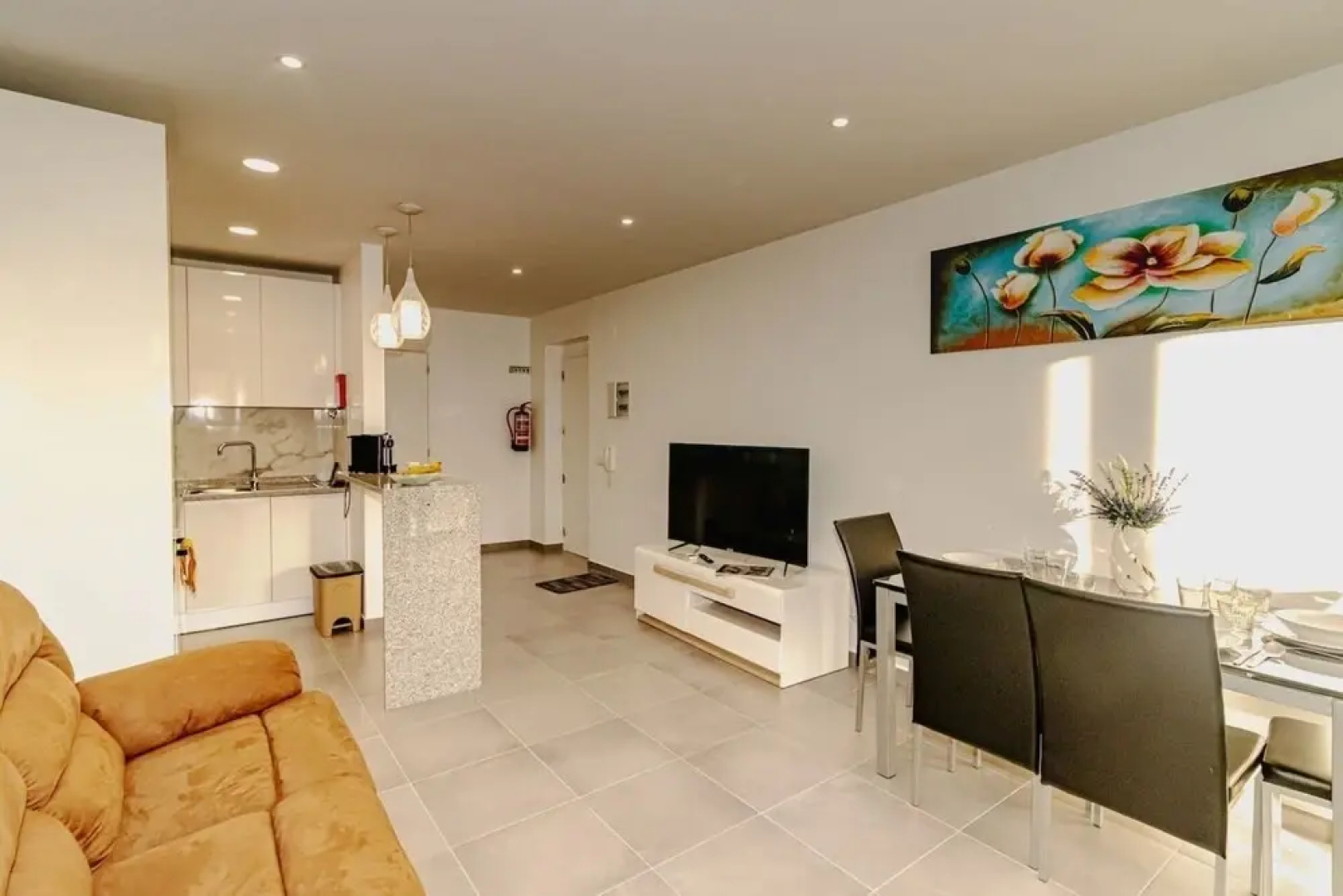 Inviting 2-bed Apartment in Armação de Pêra