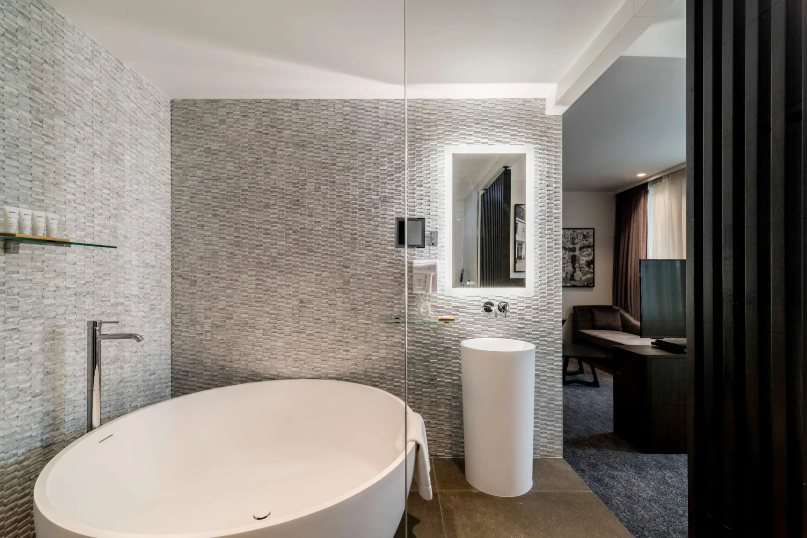 Radisson Hotel &Suites Amsterdam South