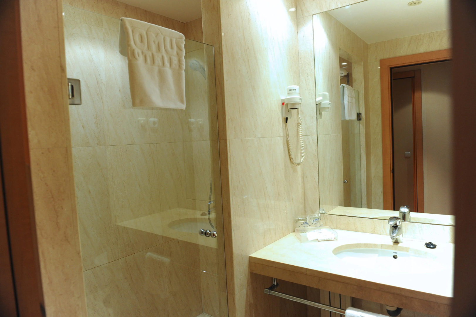 Отель Puerta Santander